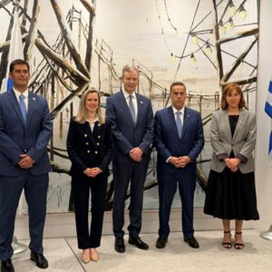 Παπασταύρου: Συναντήσεις με Chevron & ExxonMobil στο Χιούστον