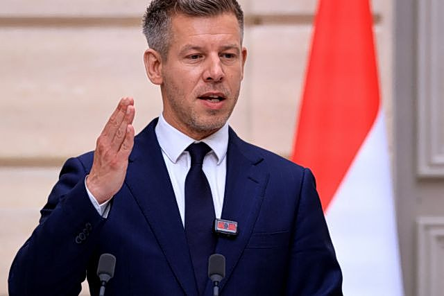 Ουγγαρία: Μέχρι το 2030 θα πληροί τα κριτήρια ένταξης στο ευρώ