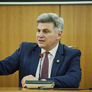 Φαραντούρης: Νέα βιομηχανική πολιτική για ισχυρή και ανταγωνιστική Ευρώπη
