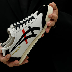 Sneakers: Η αγορά προετοιμάζεται για την επόμενη μέρα