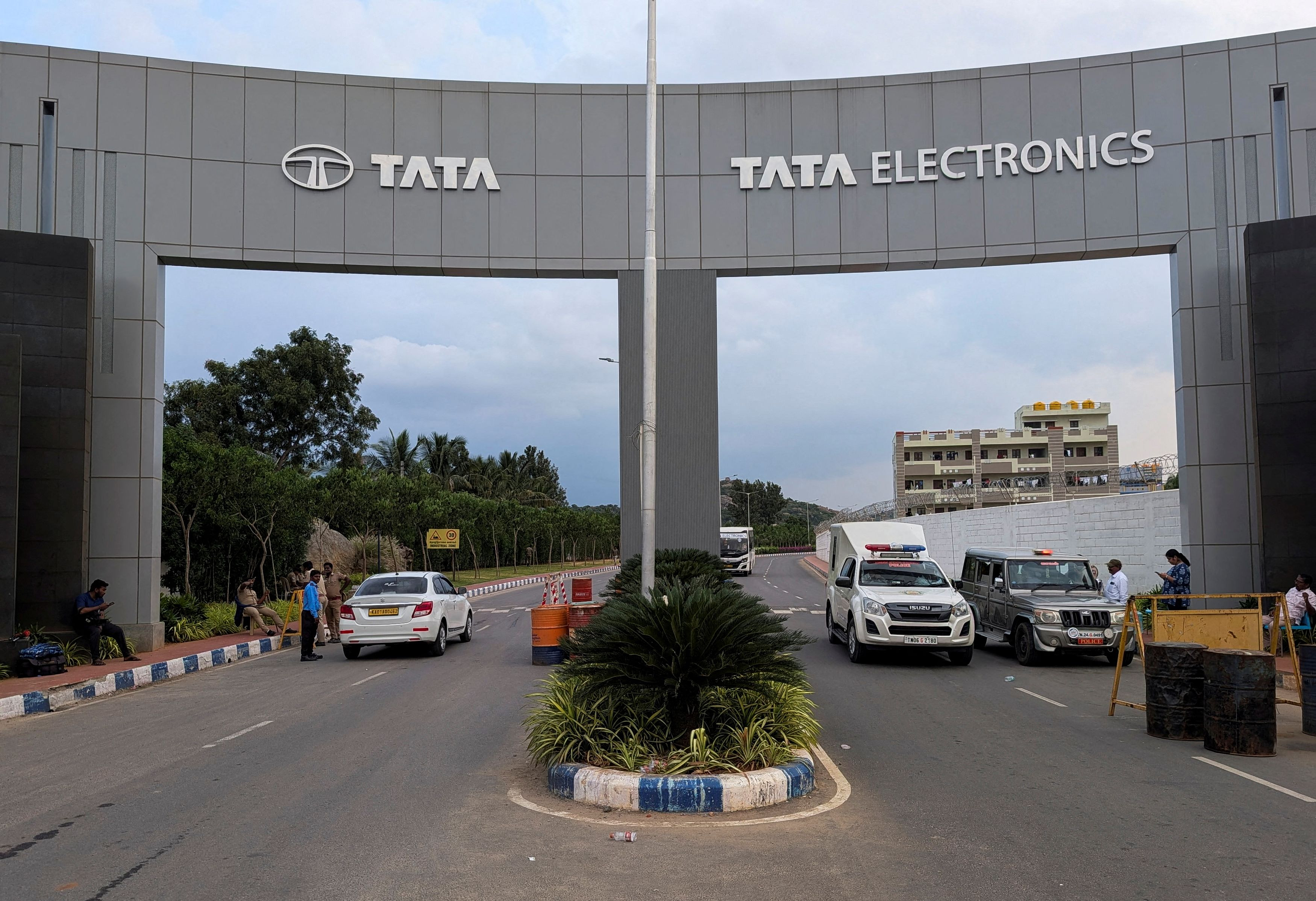 Tata Electronics: Στόχος κυβερνοεπίθεσης, διαρροές και για Apple – Tesla