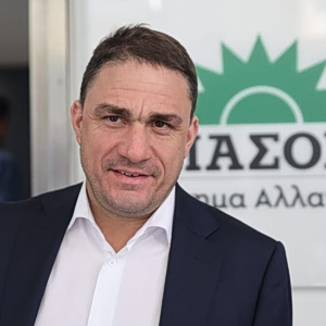 Τσουκαλάς: Απόλυτα ρεαλιστική η δωρεάν πρόσβαση των νέων στα ΜΜΜ