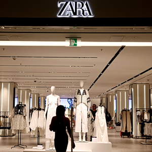 Zara: Αψηφά την απαισιοδοξία των καταναλωτών – Βλέπει ένα «δυνατό καλοκαίρι»