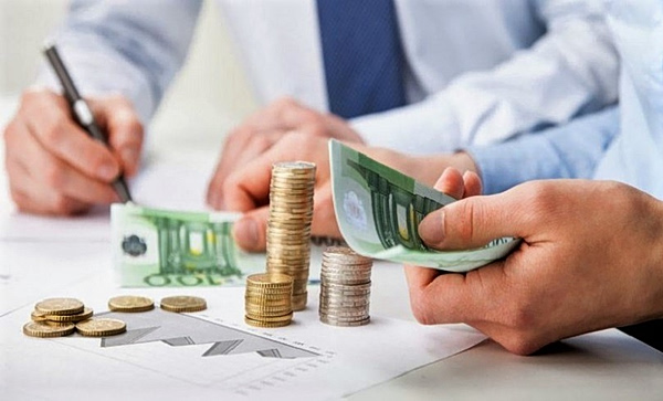 Ακατάσχετος λογαριασμός: Αυξάνεται στα 1.600 ευρώ – Τι αλλάζει, ποιους αφορά και ποιοι προστατεύονται