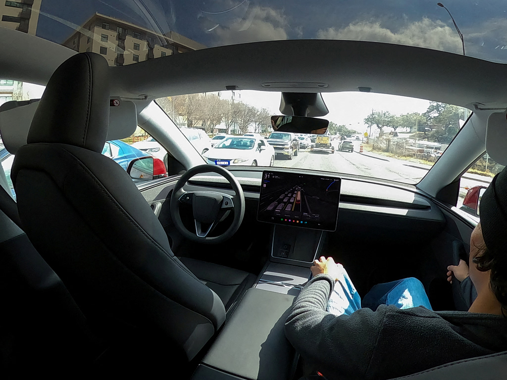 Tesla Robotaxi: Ξεκίνησε η υπηρεσία αυτόνομης μετακίνησης στο Μαϊάμι