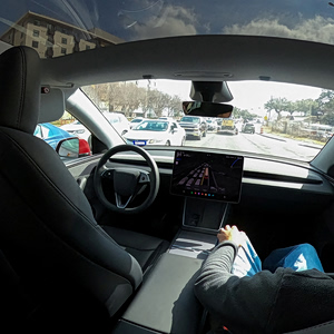 Tesla Robotaxi: Ξεκίνησε η υπηρεσία αυτόνομης μετακίνησης στο Μαϊάμι
