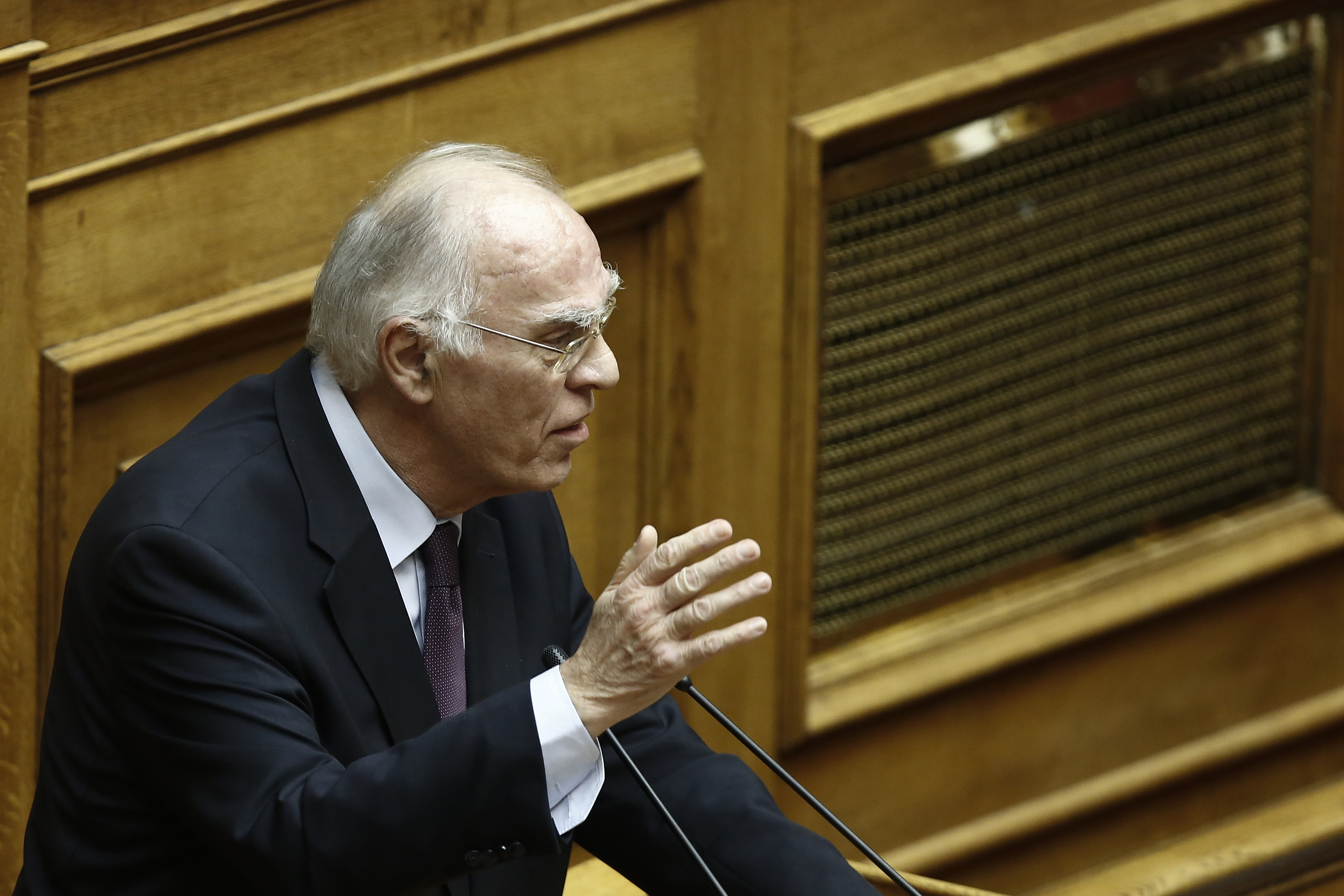 Πέθανε ο Βασίλης Λεβέντης σε ηλικία 75 ετών