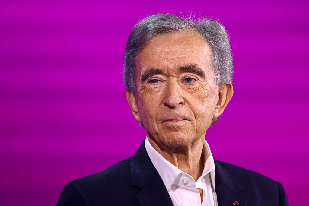 LVMH: Αυτόν τον όμιλο ποιος θα τον πάρει; Η διαδοχή συνεχίζει να προβληματίζει