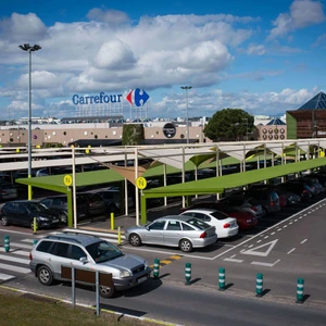 Ομιλος Carrefour: Πάνω απο τις προβλέψεις οι πωλήσεις στο δευτερο τρίμηνο