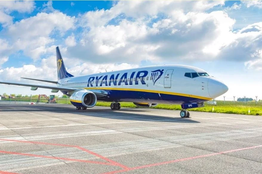 Ryanair: Βουτιά 34% στα κέρδη α’ τριμήνου