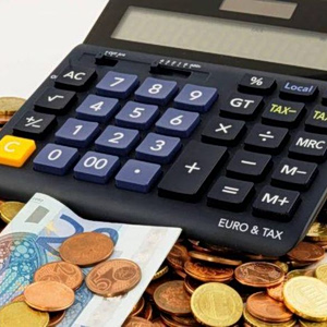 Ληξιπρόθεσμα χρέη: Στα 3,7 δισ. τα «φέσια» του Δημοσίου