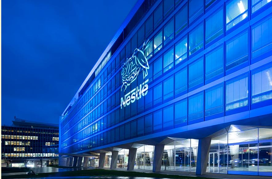 Nestle: Πιέζει για απλουστευμένες ετικέτες τροφίμων στις ΗΠΑ