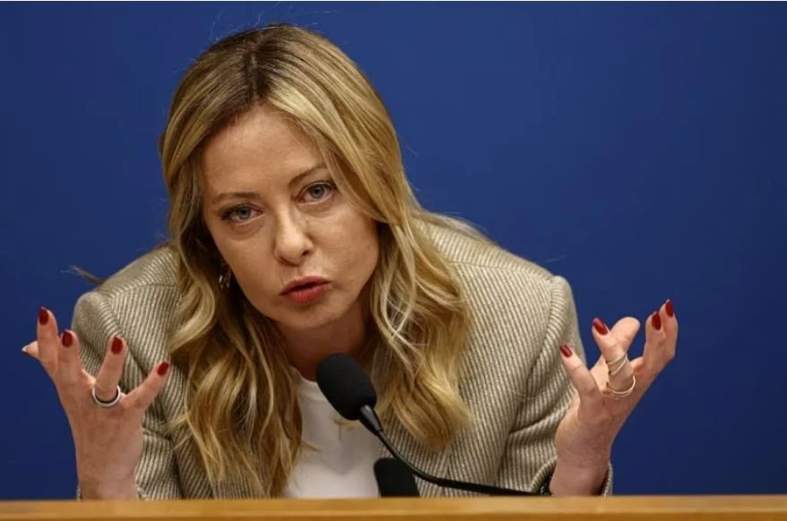 Μελόνι: «Συγκλονισμένη» από τις εικόνες στη Θέουτα εξετάζει την παύση του χώρου Σένγκεν με την Ισπανία