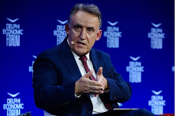 Bloomberg: Η Βρετανία μπορεί να διδαχτεί από την Ελλάδα