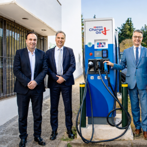 ΕΚΟ Charge&Go: Ανάπτυξη ηλεκτροκίνησης στους δημόσιους χώρους του Δήμου Παπάγου-Χολαργού