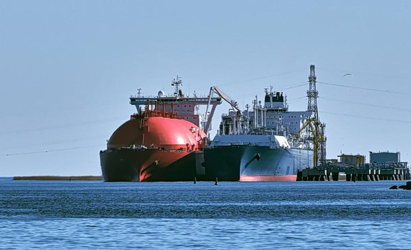 AKTOR Joins Motor Oil in Dioriga Gas FSRU Project