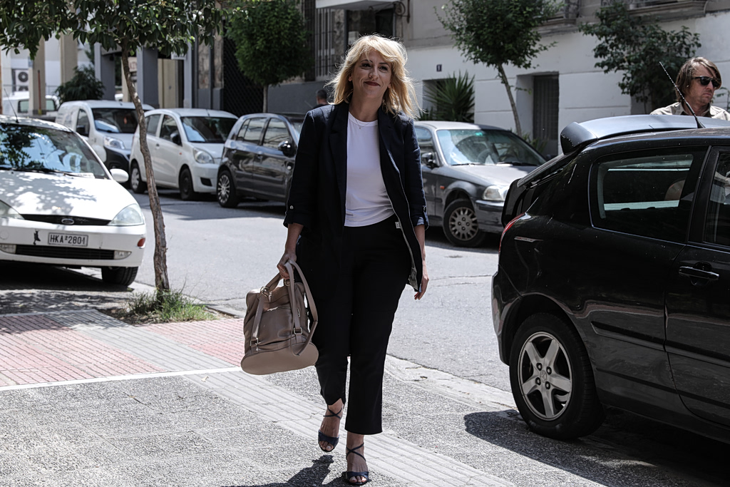 SYRIZA: Rena Dourou Elected Parliamentary Group Leader
