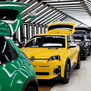 Renault: Επιστροφή στην κερδοφορία μέσω EV παρά την άνοδο των κινεζικών εταιρειών
