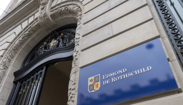 Rothschild: Αύξησε τα μπόνους των στελεχών, αλλά τα κέρδη υποχώρησαν