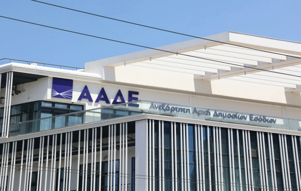 ΑΑΔΕ: Συνελήφθη ελεγχόμενος για λαθρεμπόριο – Οι απειλές στους ελεγκτές