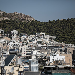 Ενοίκια: Φρένο στις μεγάλες αυξήσεις κατοικιών – Το ορόσημο των 1.000 ευρώ [γραφήματα]