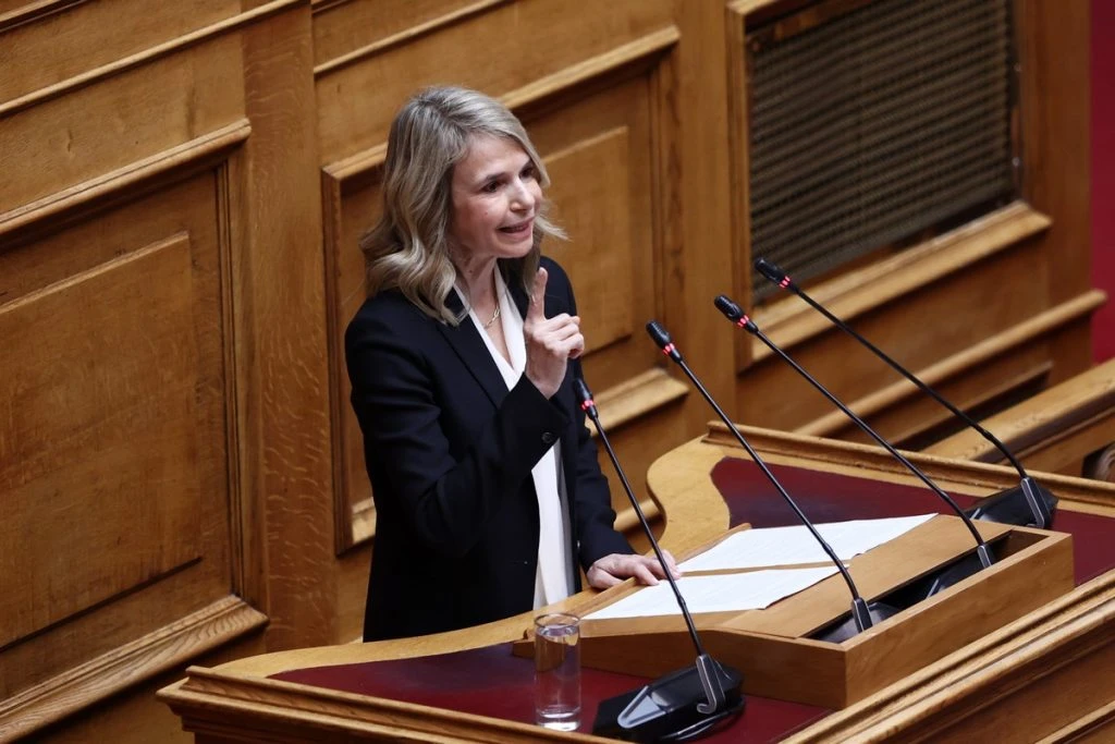 Επιστολή Μιλένας Αποστολάκη σε Στουρνάρα για την εποπτεία αγοράς ασφαλίσεων υγείας