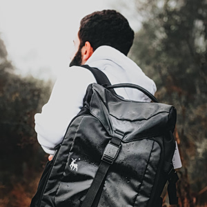 More Greek Graduates Left the Country for Europe in 2025