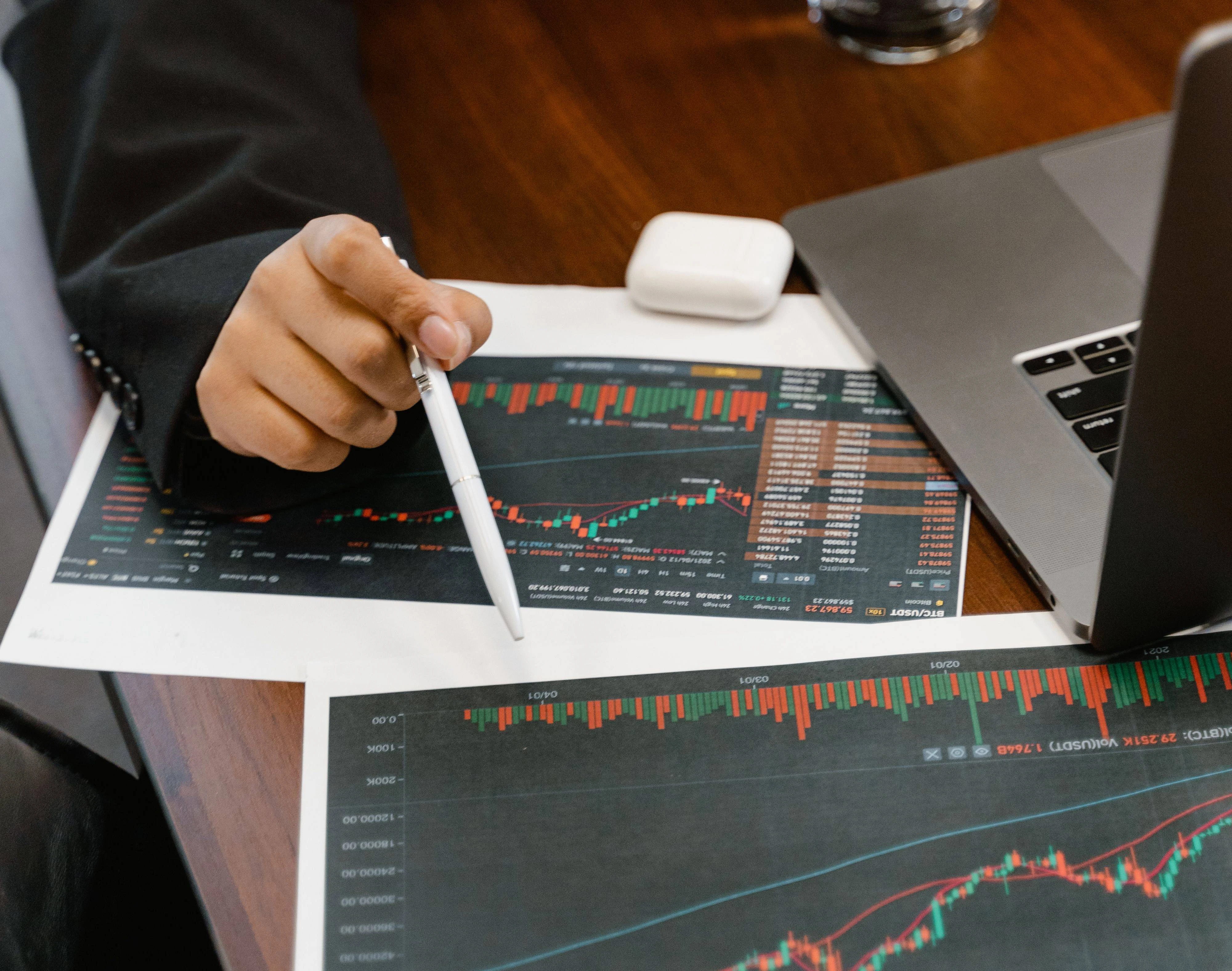 CEO: Γιατί οι εταιρείες στρέφονται προς συνταξιούχους