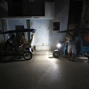 Κούβα: Στο σκοτάδι λόγω μπλακ άουτ, οι ΗΠΑ κλιμακώνουν τις πιέσεις