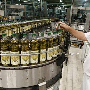 Deoleo: Η Νο1 εταιρεία ελαιολάδου εκτιμά ότι η αγορά έχει εισέλθει «οριστικά» σε νέα φάση