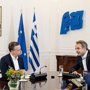 Συνάντηση Μητσοτάκη-Δούκα στο Μαξίμου – Τι συζήτησαν