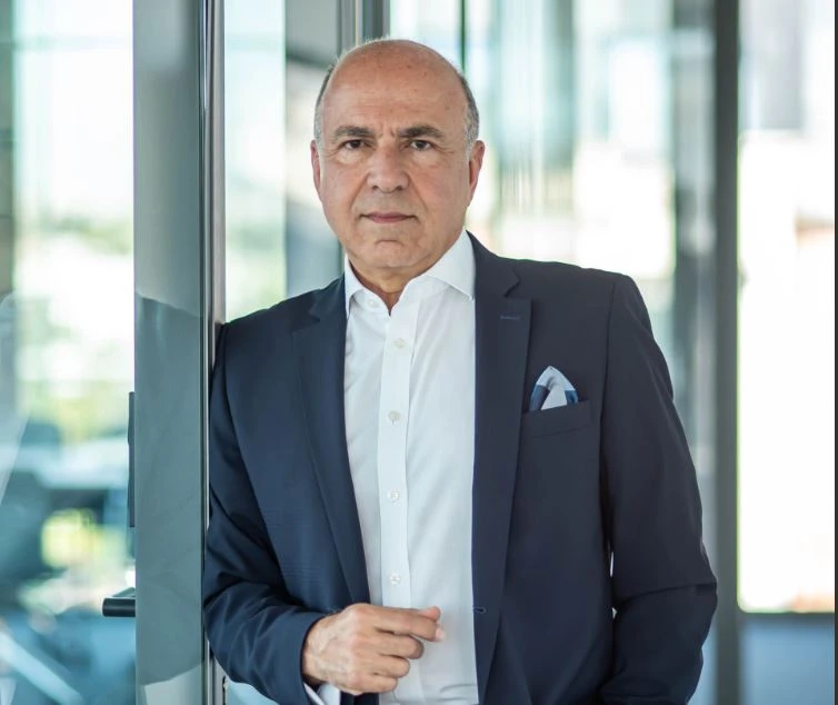 Elikonos Partners: Επενδύει στην «Μάννα» Τσατσαρωνάκης
