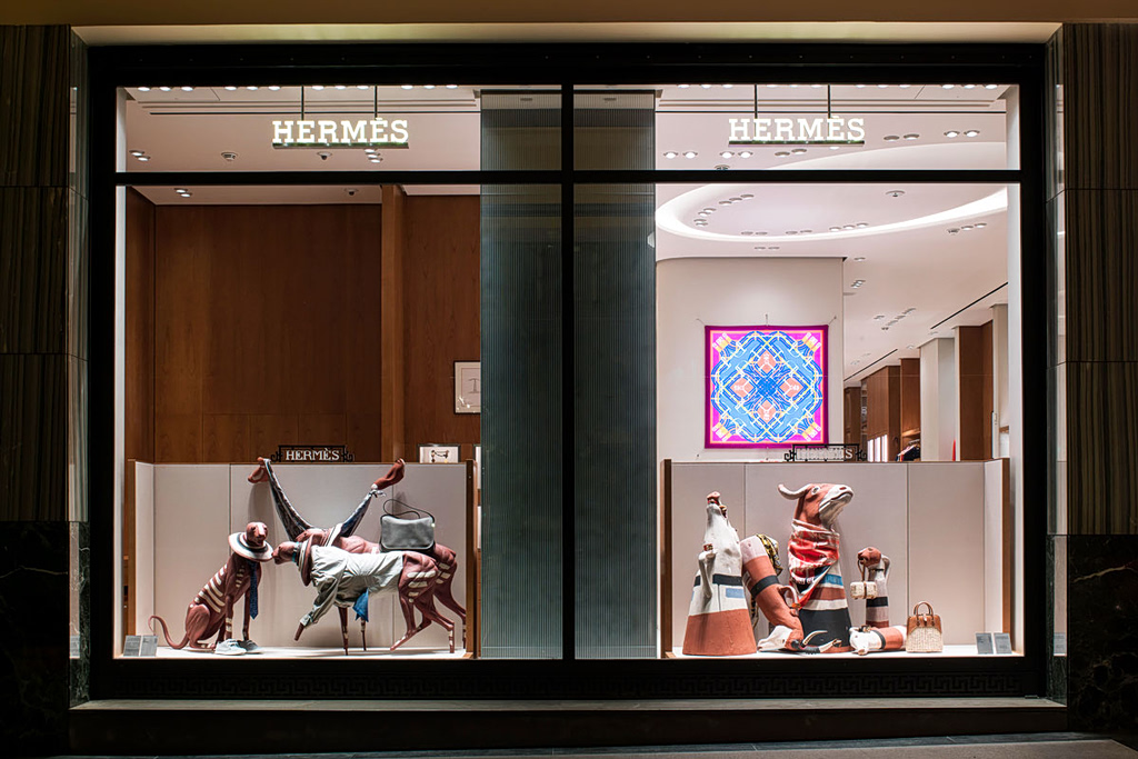 Hermès: Τι έφεραν οι ουρές στο κατάστημα της Βουκουρεστίου