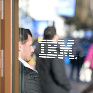 IBM: Βουτιά μετοχής 23%, αποτελέσματα κάτω των προσδοκιών για το β΄ τρίμηνο