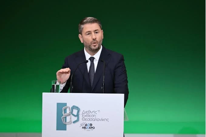 ΠΑΣΟΚ: Ναυτιλία, μοχλός ανάπτυξης της οικονομίας – Η πρόταση
