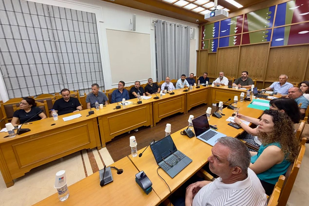 Κρήτη: Στρατηγικός σχεδιασμούς του αμπελώνα, του κρασιού και της σταφίδας σουλτανίνας