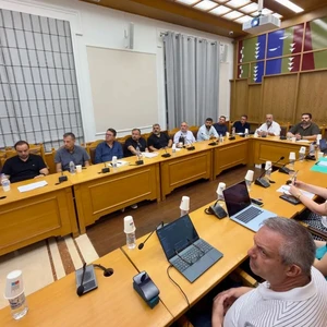Κρήτη: Στρατηγικός σχεδιασμούς του αμπελώνα, του κρασιού και της σταφίδας σουλτανίνας