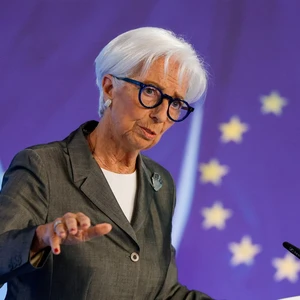 Λαγκάρντ: Ομόφωνη με αστερίσκους η απόφαση