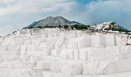 Mermeren Combinat: Σημαντική μείωση εσόδων και κερδών στο 6μηνο του 2026