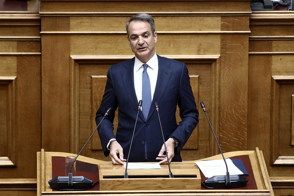 Μειώσεις στα καύσιμα με τις «πλάτες» των διυλιστηρίων