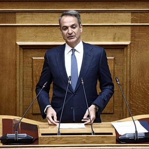 Μειώσεις στα καύσιμα με τις «πλάτες» των διυλιστηρίων