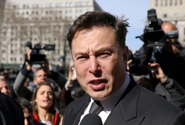 Μασκ: «Δεν πωλείται» λέει για την Tesla – Η άποψη της Κίνας