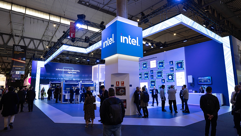 Intel: Επένδυση 5 δισ. ευρώ στην Ιρλανδία