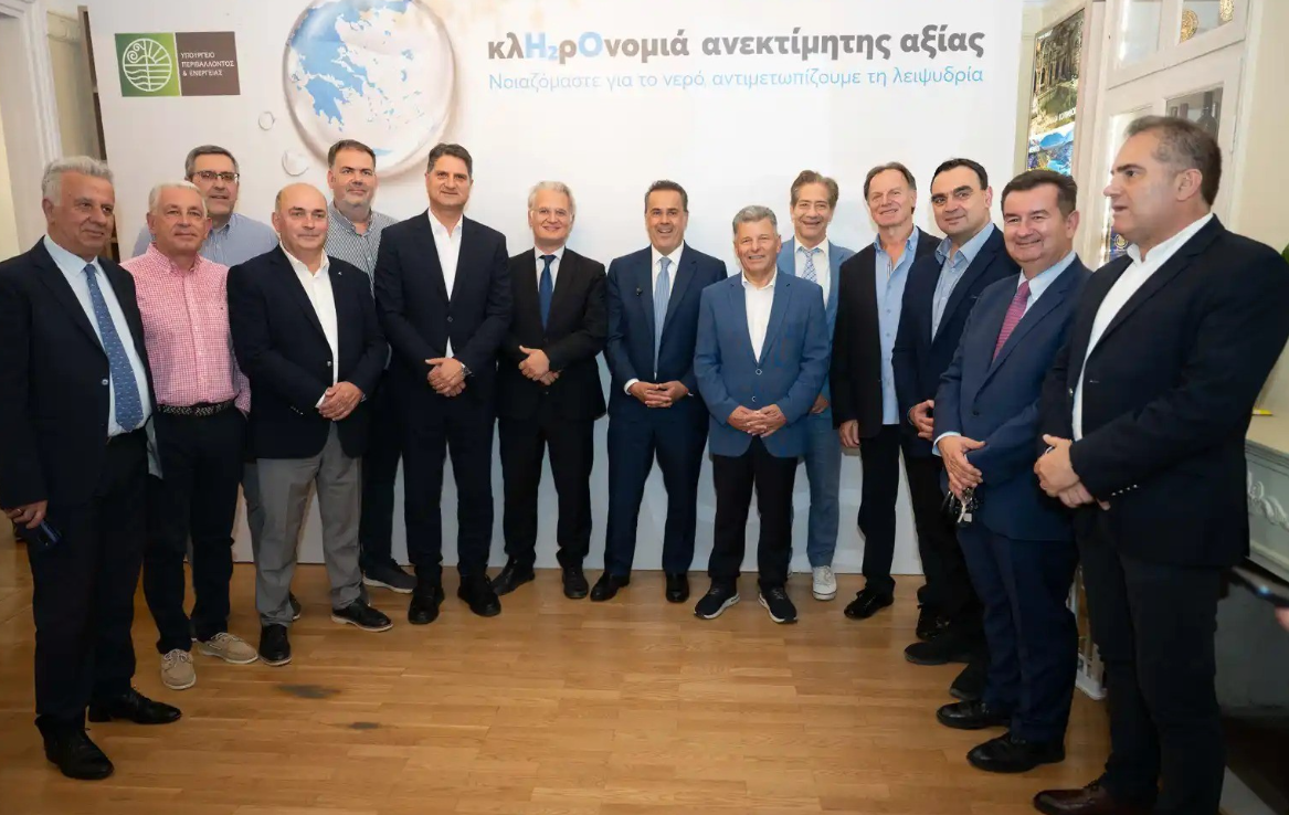 Παπασταύρου: Η προσιτή, ασφαλής πρόσβαση στο νερό είναι αδιαπραγμάτευση προτεραιότητα