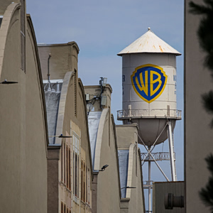 Paramount: Δικαστής διέταξε προσωρινή αναστολή της εξαγοράς της Warner Bros