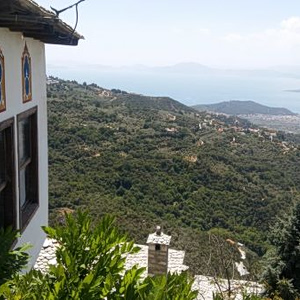 Δεκαπενταύγουστος: Κερδίζει «πόντους» στις κρατήσεις η ηπειρωτική Ελλάδα