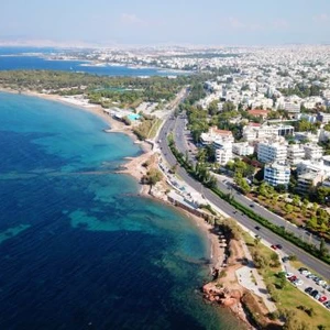Αθηναϊκή Ριβιέρα: Ποια έργα εκτοξεύουν τις αξίες των ακινήτων