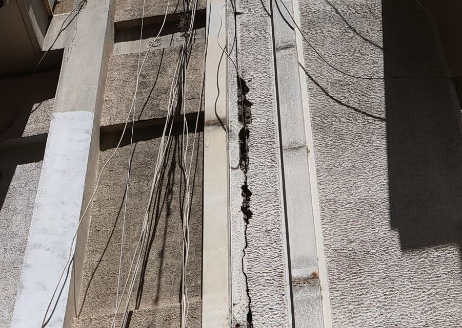 Κυψέλη: Συνεχίζονται οι έλεγχοι για τις ρωγμές σε σπίτια
