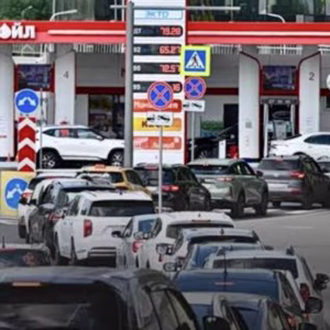 Ρωσία: Θα εισάγει 620.000 τόνους βενζίνης μηναίως μέχρι το τέλος του έτους