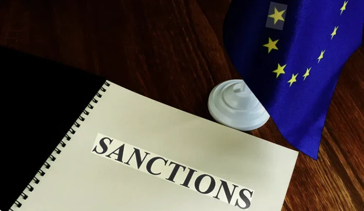Κυρώσεις: Deutsche Bank και UniCredit μηνύουν την Linde για ζημίες λόγω… Ρωσίας